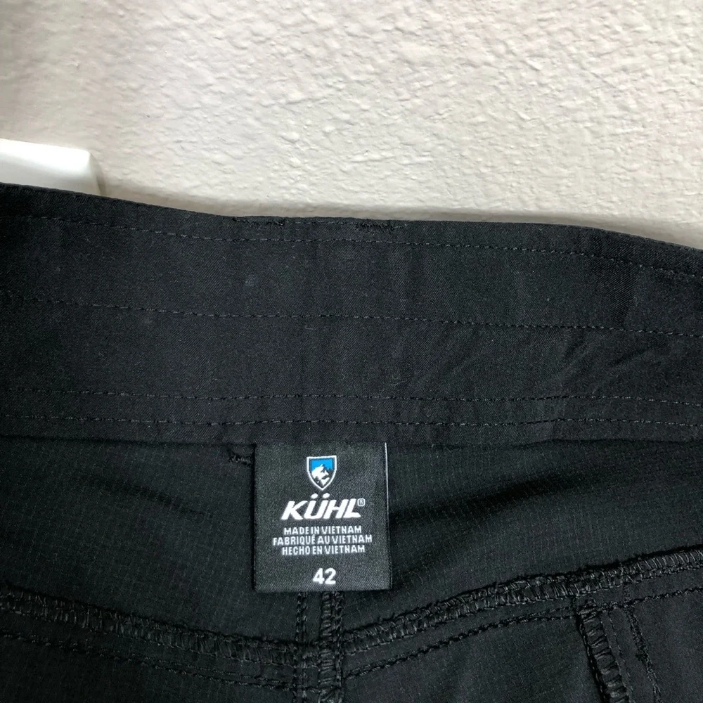Kuhl Silencr Cargo Water Resistance stretchy Cell Pocket Lightweight Shorts‎ 42